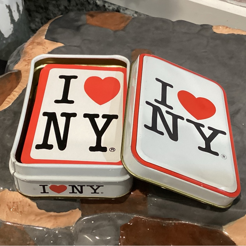 🔴 - I ❤️ NY Cards in metal Tin - I Love New York playing cards - Unique